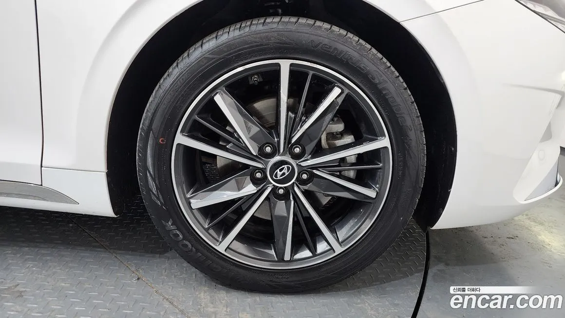 Hyundai Grandeur 2022 из KR, фото 6
