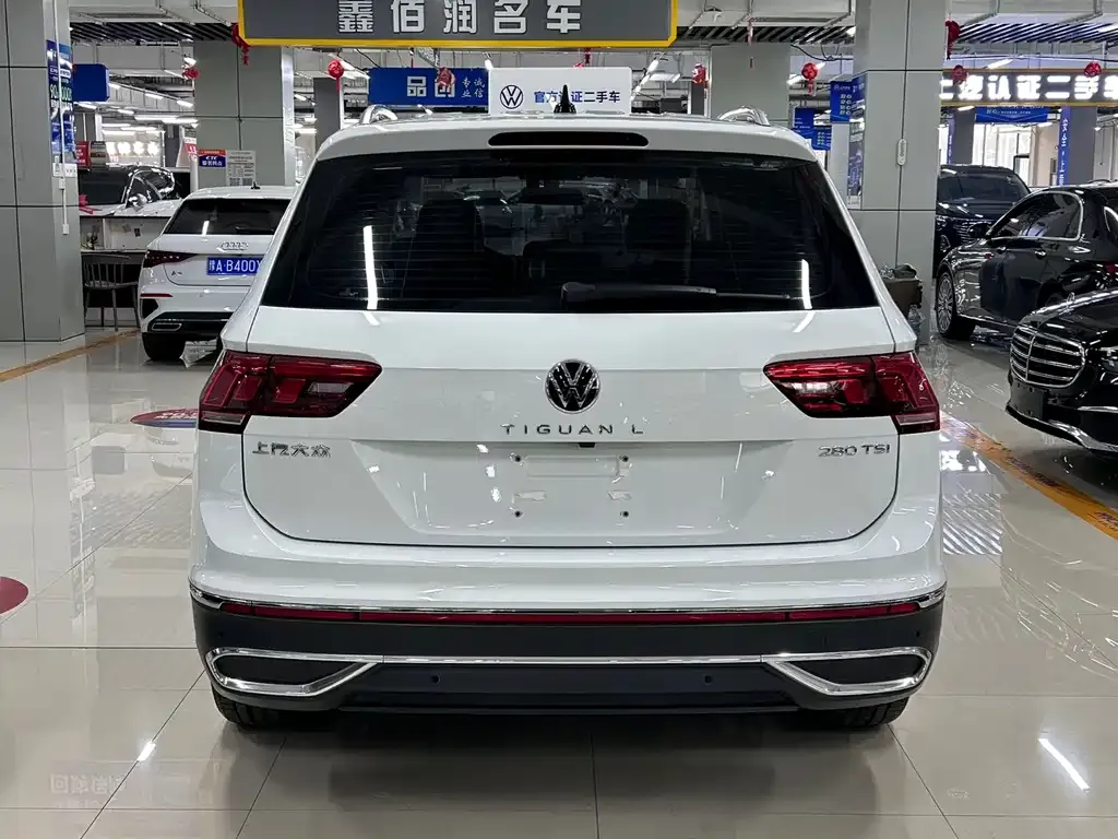 Volkswagen Tiguan L 2022 из CN, фото 4