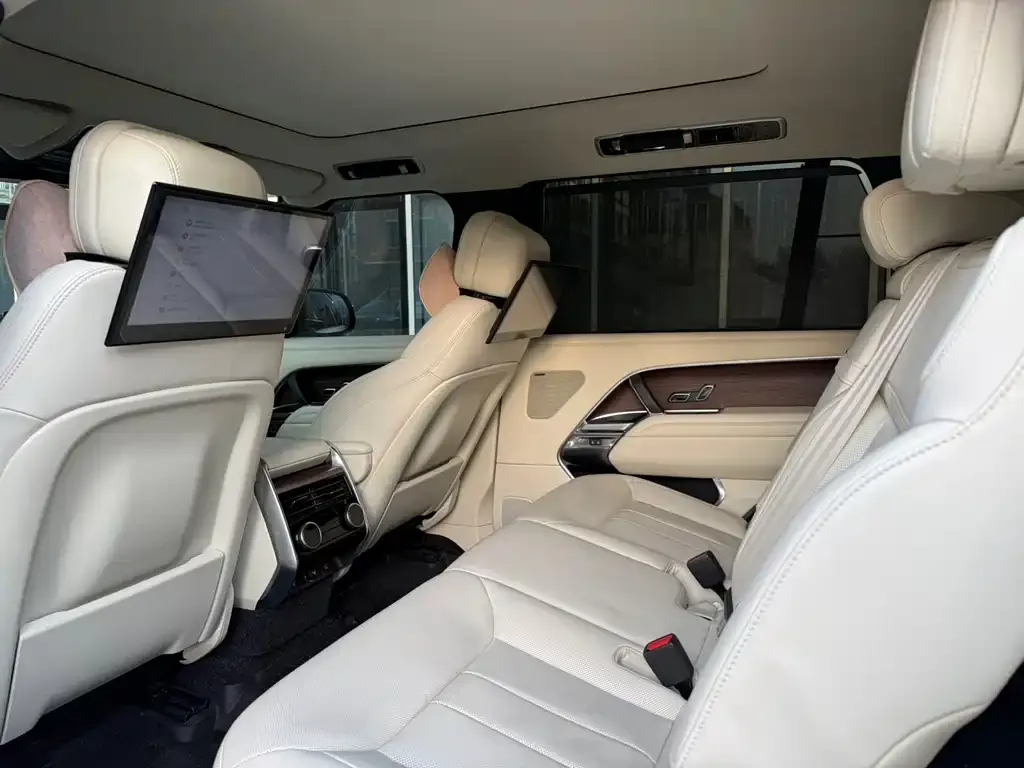 Land Rover Range Rover 2023 из CN, фото 4