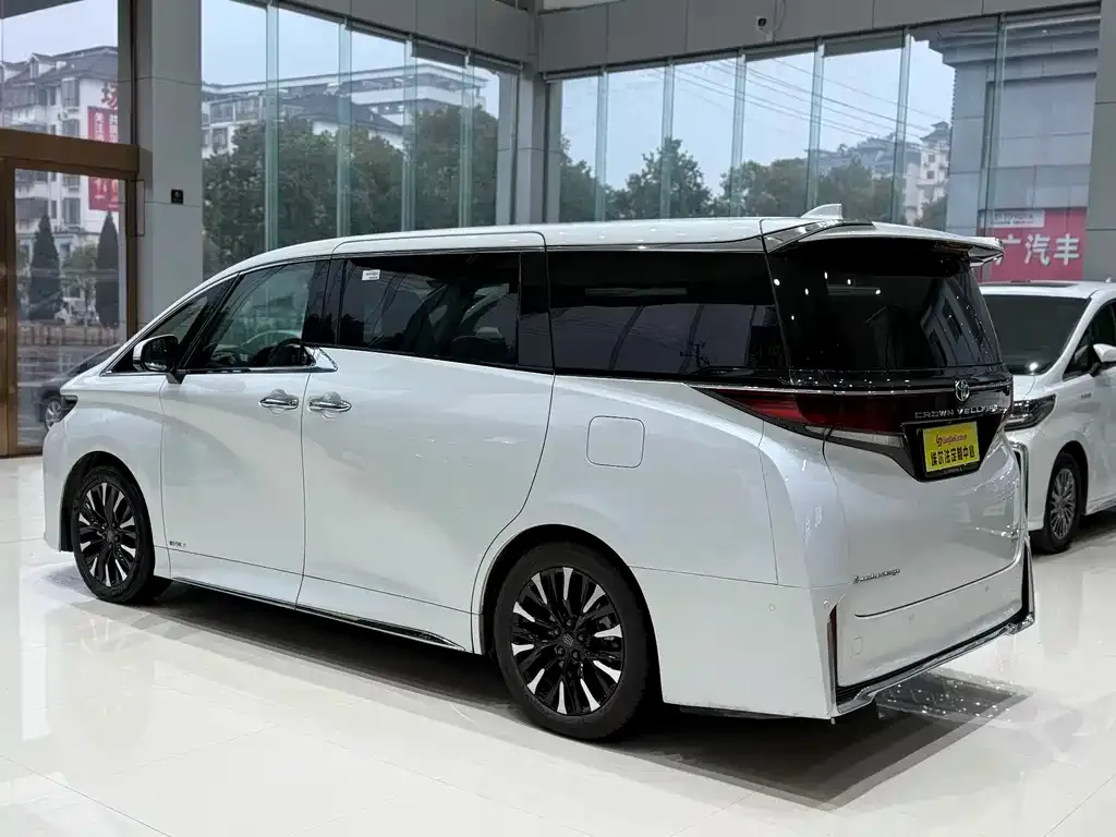 Toyota Vellfire 2024 из CN, фото 8