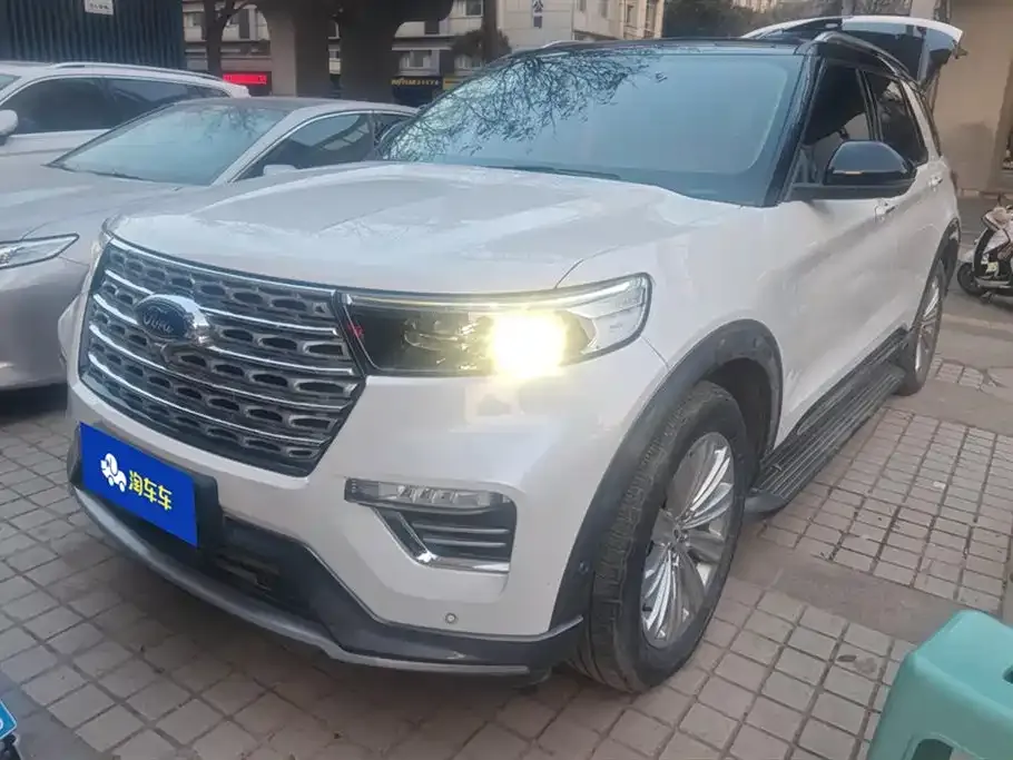 Ford Explorer 2021 из CN, фото 1