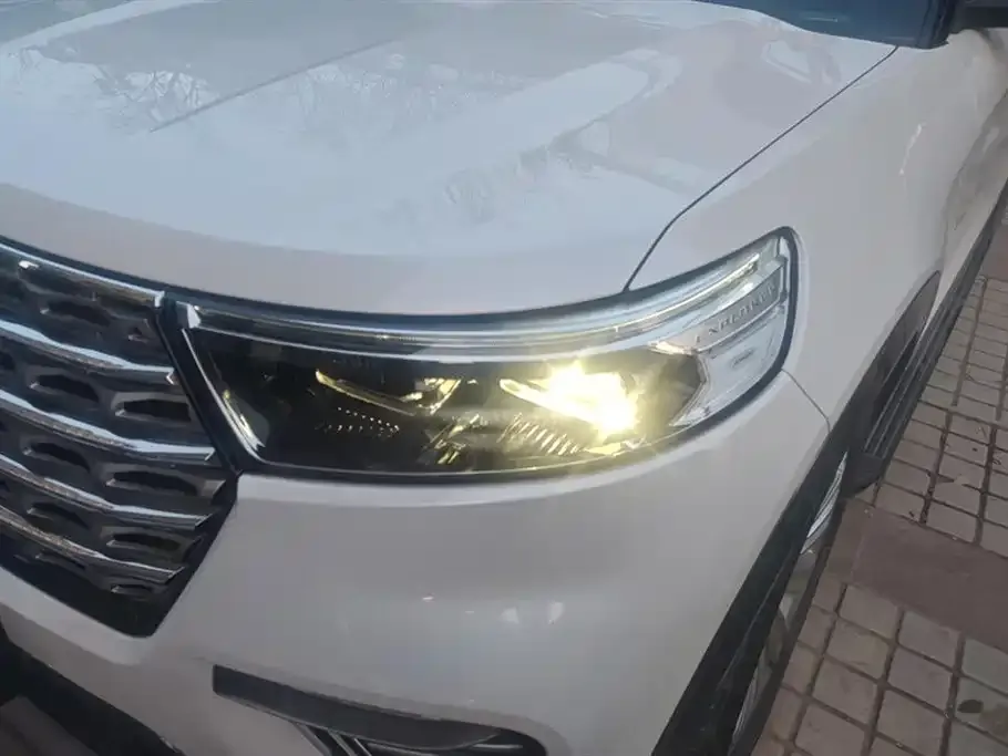 Ford Explorer 2021 из CN, фото 5