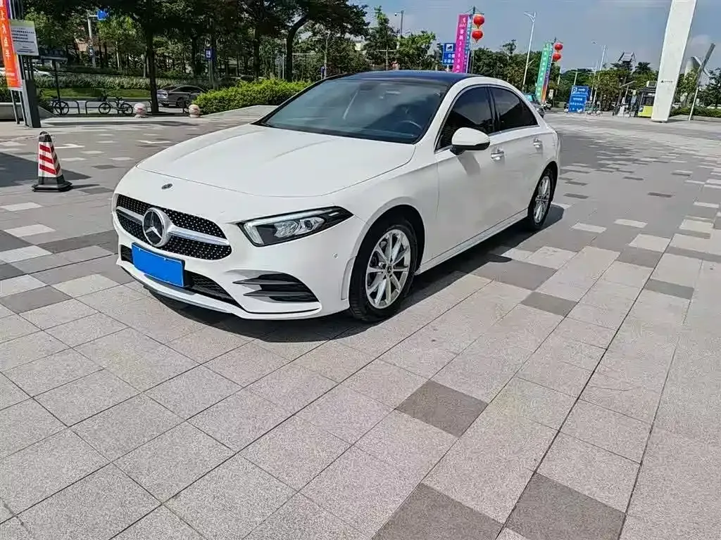 Mercedes-Benz A-Class — фото 1