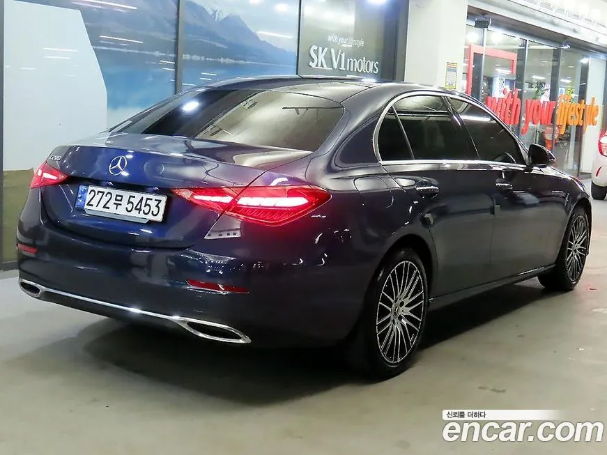 Mercedes-Benz C-Class 2024 из KR, фото 2