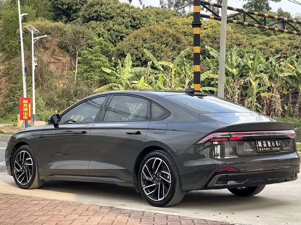 Lincoln Z 2022 из CN, фото 6