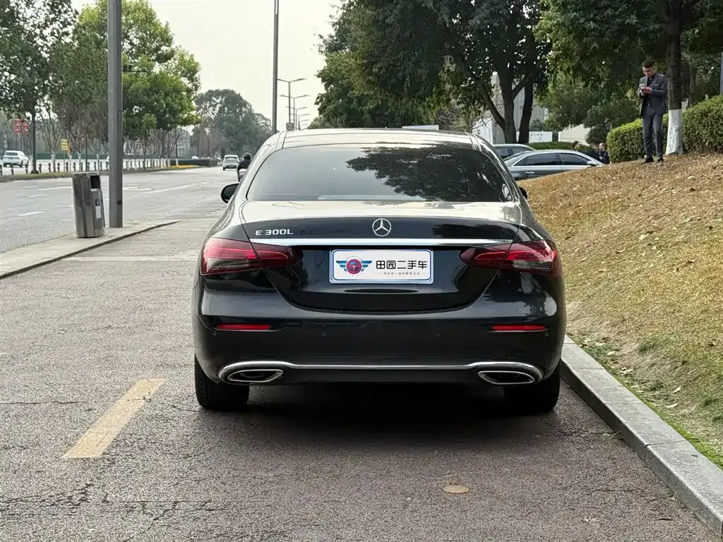 Mercedes-Benz E-Class 2023 из CN, фото 10