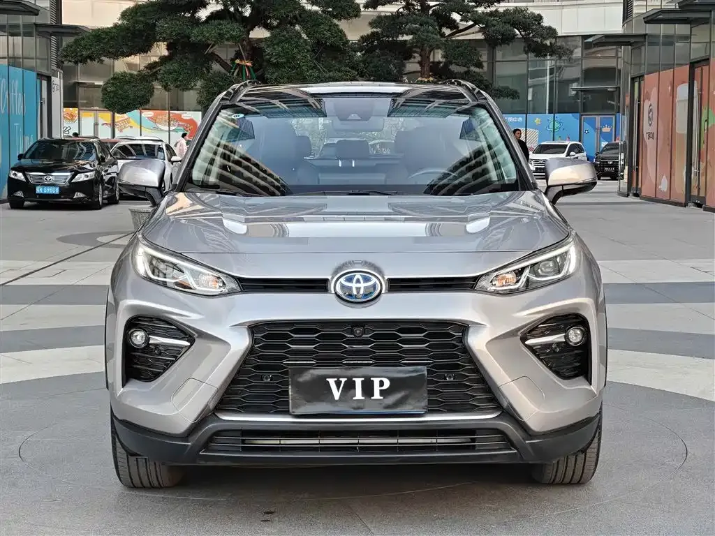 Toyota Wildlander — фото 9