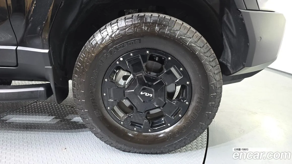 Kia Tasman — фото 10