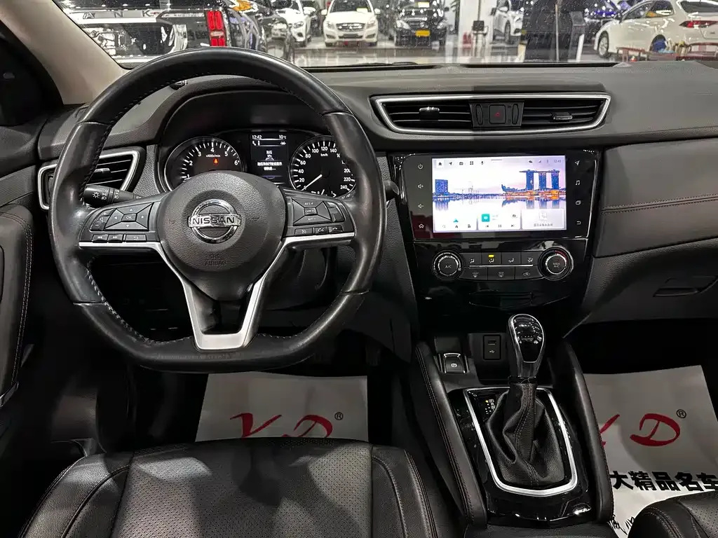 Nissan Qashqai — фото 10