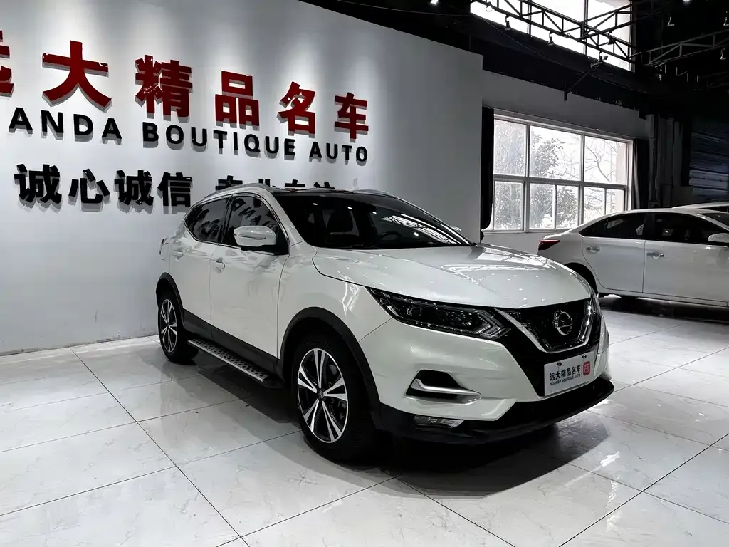 Nissan Qashqai — фото 2
