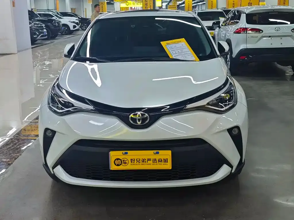 Toyota C-HR 2023 из CN, фото 2