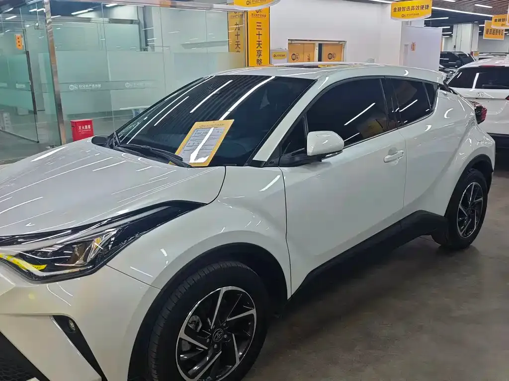 Toyota C-HR 2023 из CN, фото 8