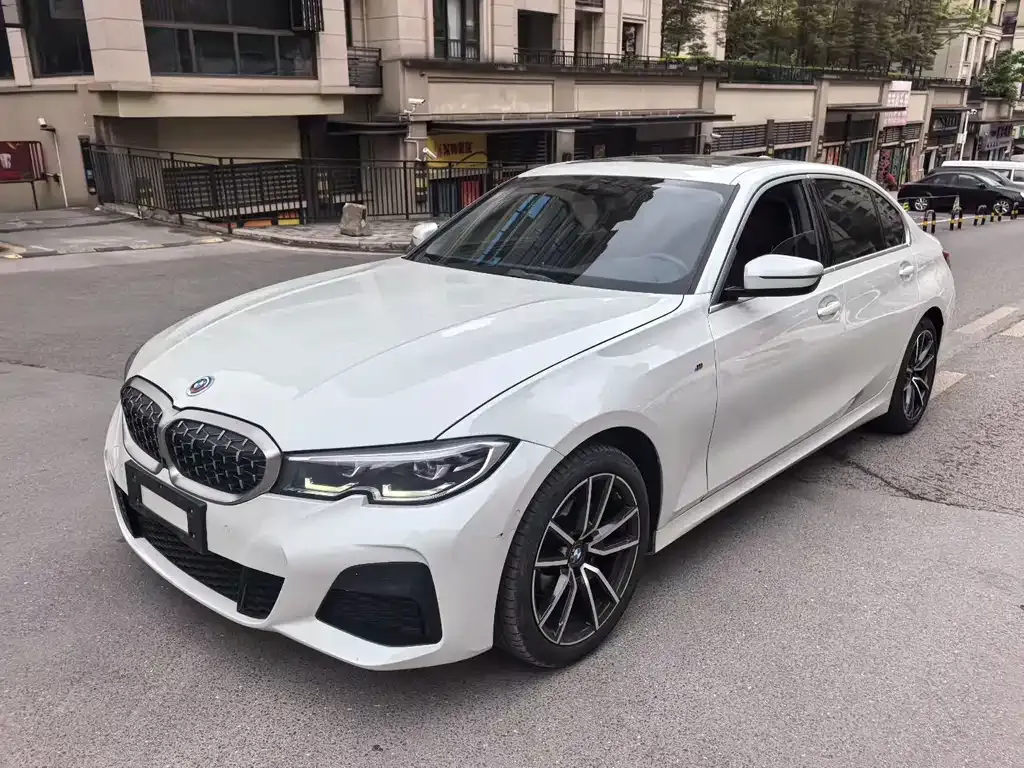 BMW 3 Series — фото 1