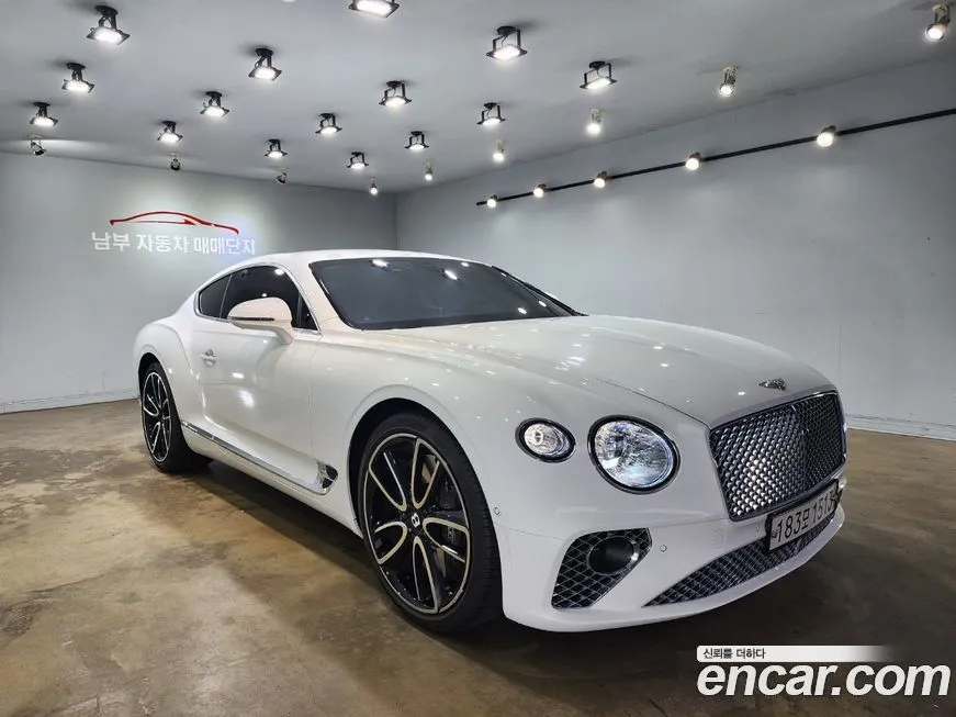 Bentley Continental 2022 из KR, фото 10