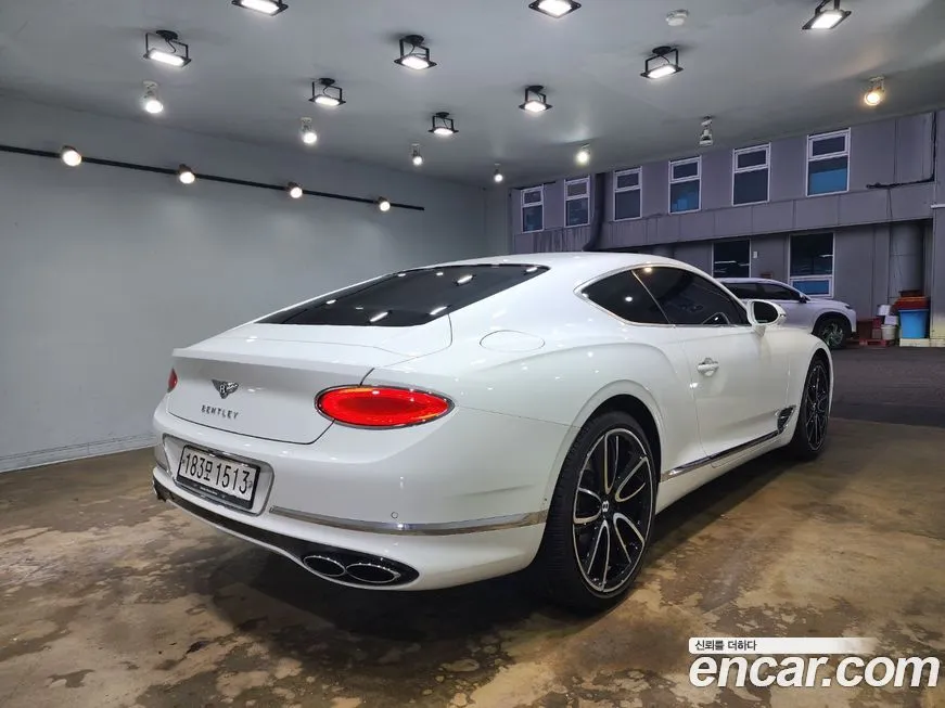 Bentley Continental 2022 из KR, фото 3