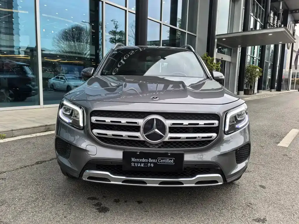 Mercedes-Benz GLB — фото 10