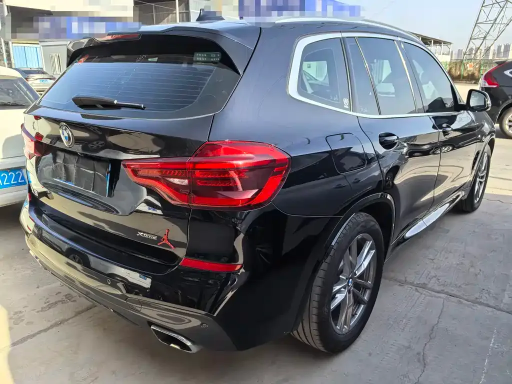 BMW X3 — фото 3