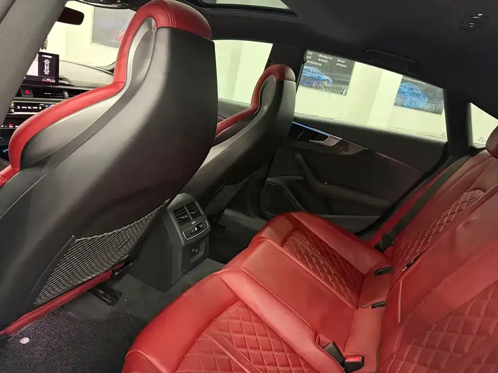Audi S5 2021 из CN, фото 6