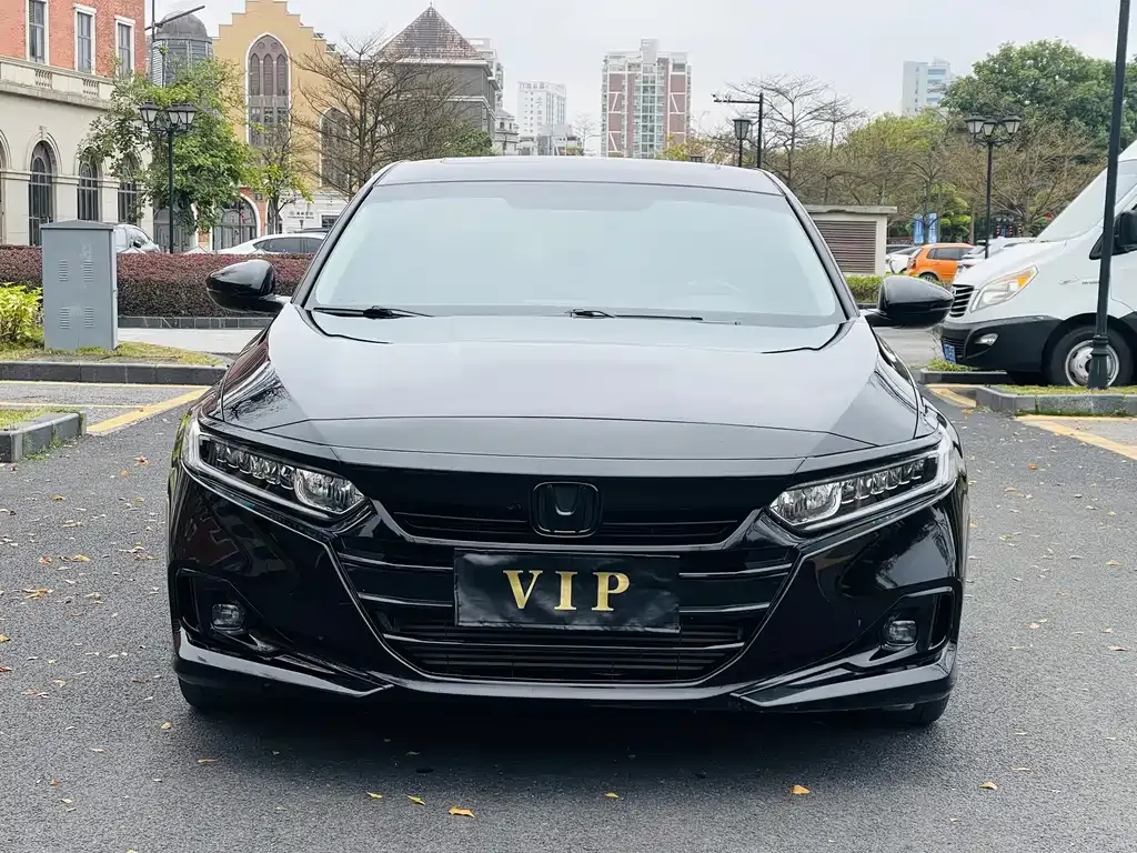 Honda Accord — фото 5
