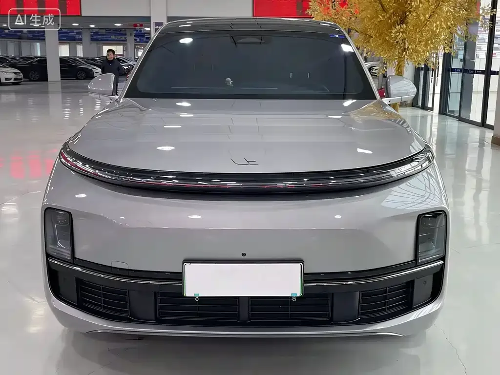 Li Auto L8 2023 из CN, фото 1
