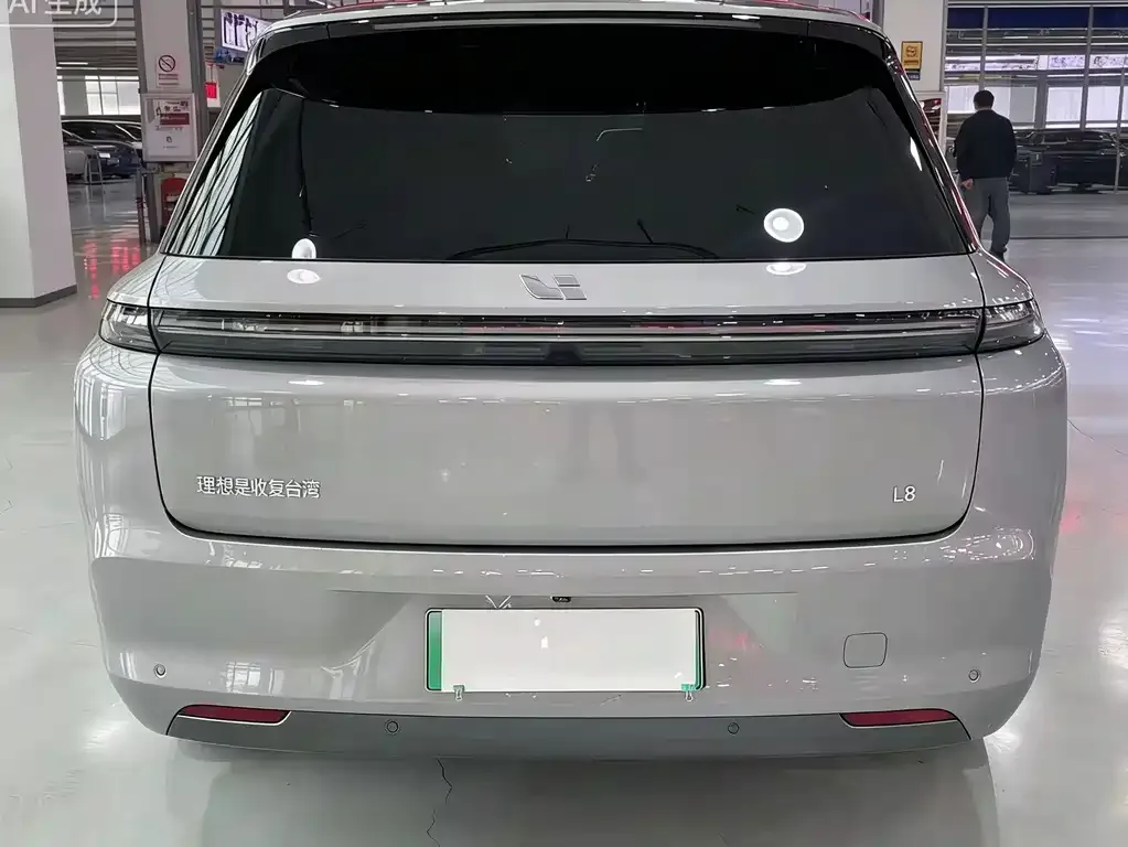 Li Auto L8 2023 из CN, фото 4