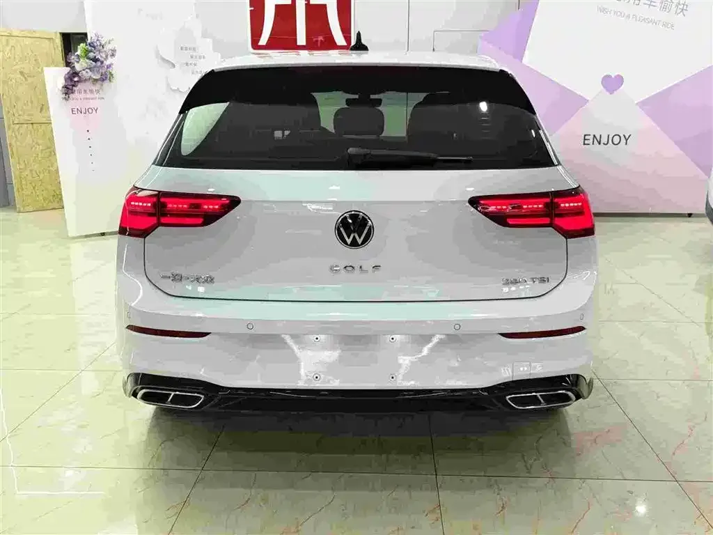 Volkswagen Golf 2023 из CN, фото 7