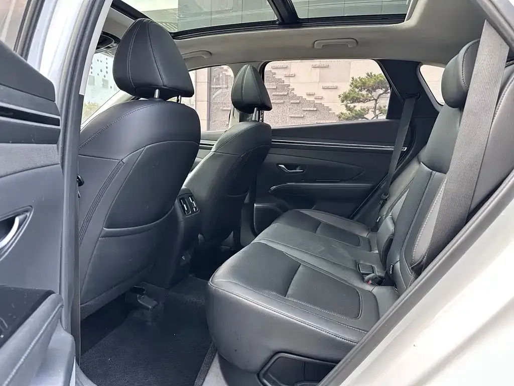 Hyundai Tucson 2022 из CN, фото 3