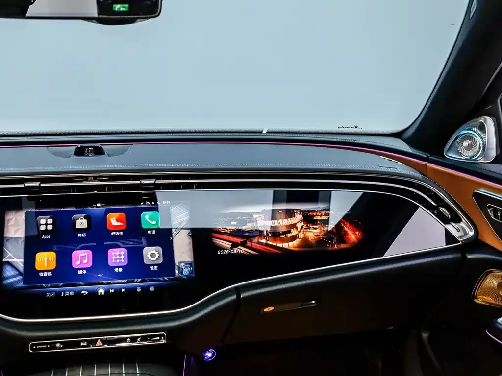 Mercedes-Benz E-Class — фото 9
