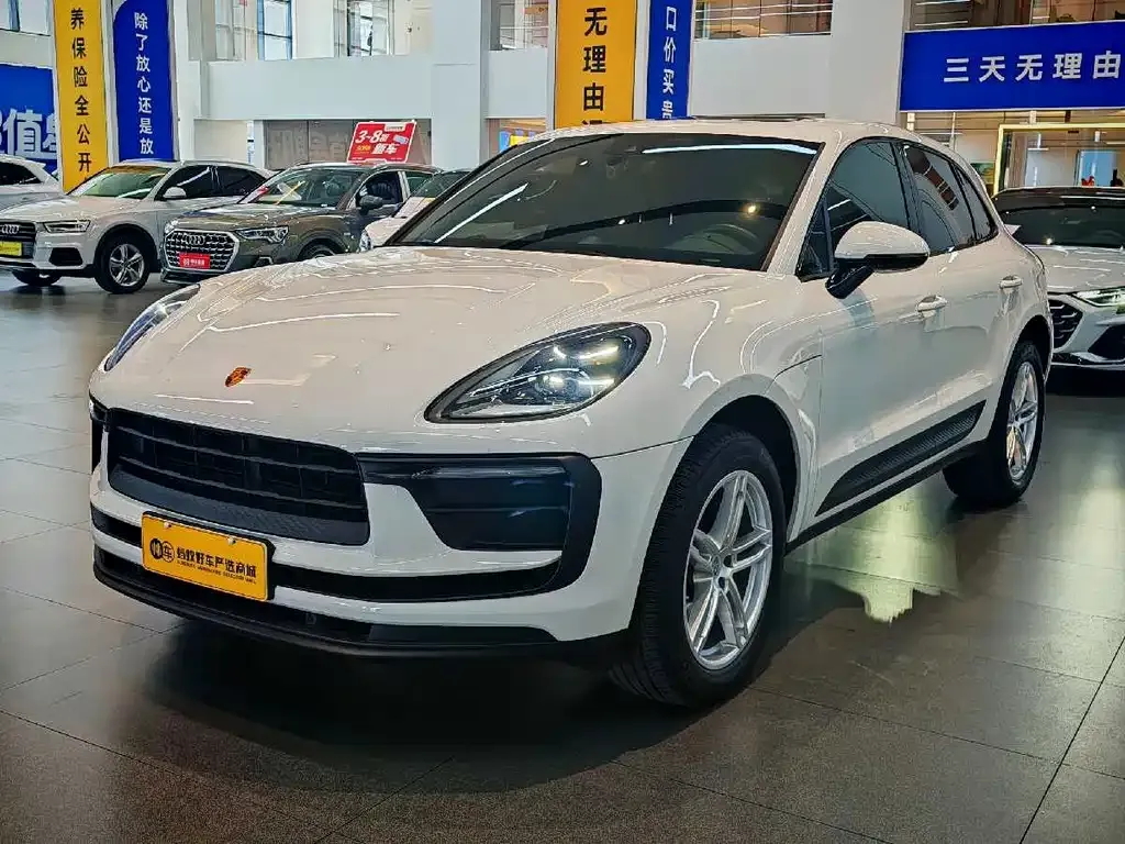 Porsche Macan — фото 1