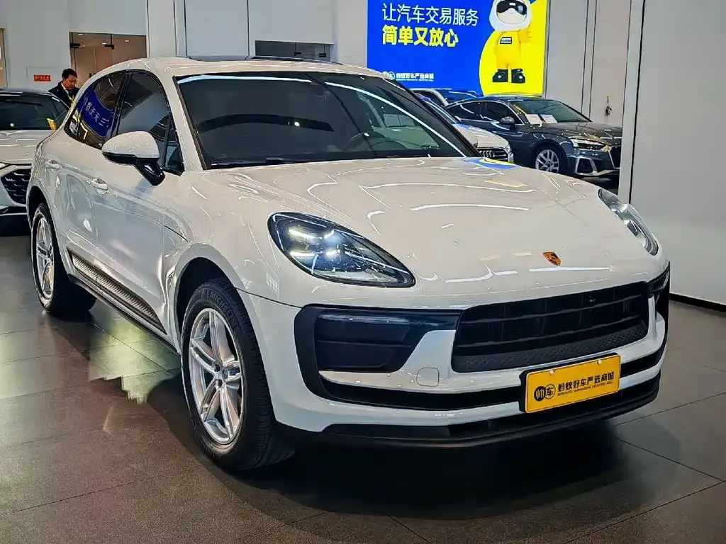 Porsche Macan — фото 8