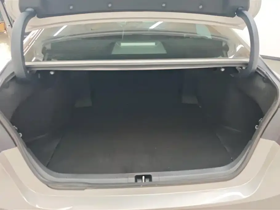 Toyota Camry 2022 из CN, фото 4