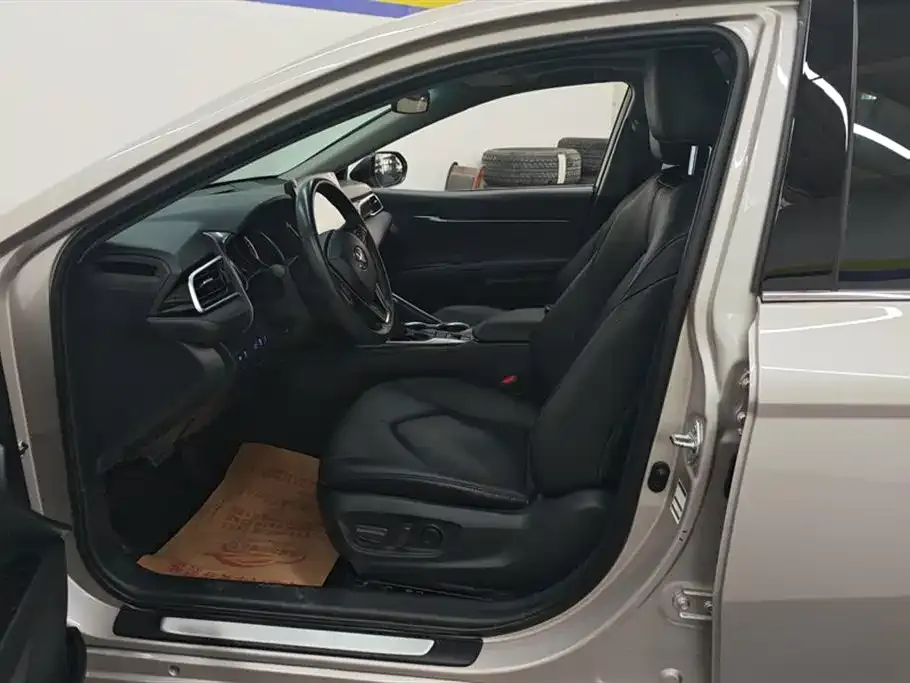 Toyota Camry 2022 из CN, фото 3
