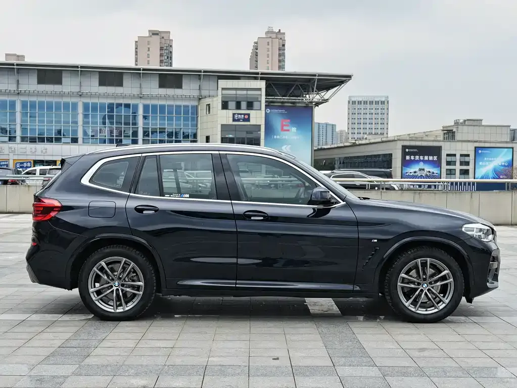 BMW X3 — фото 4
