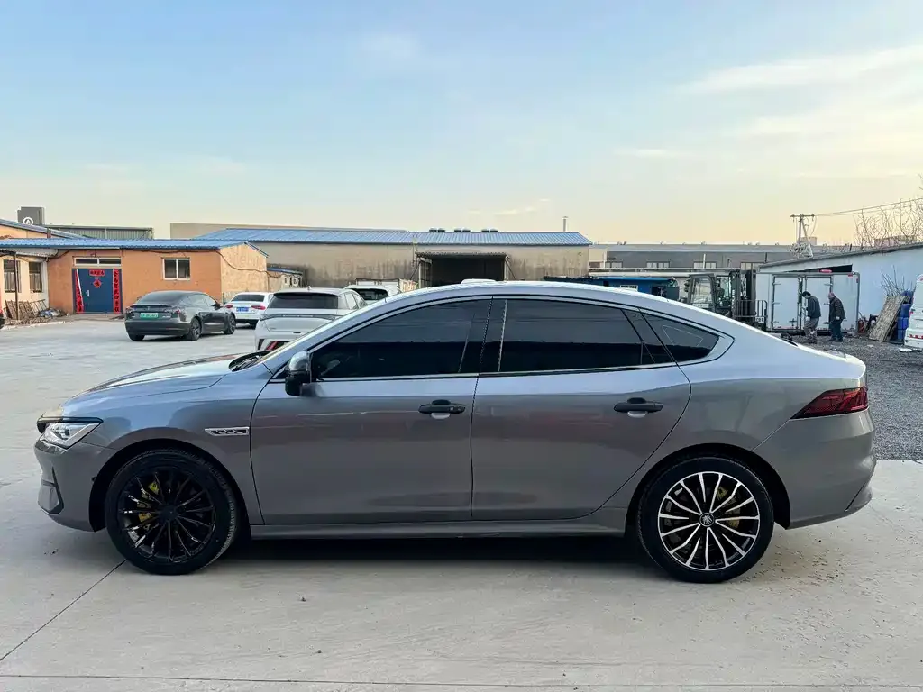 BYD Qin PLUS 2022 из CN, фото 5