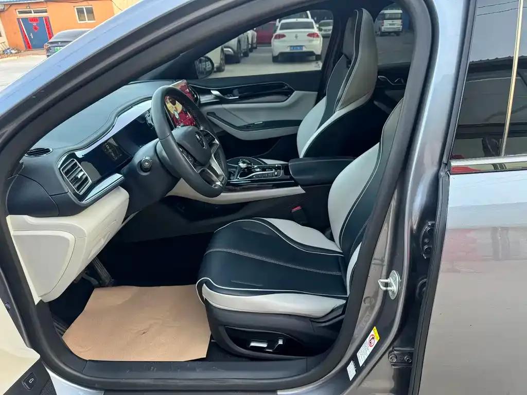 BYD Qin PLUS 2022 из CN, фото 2