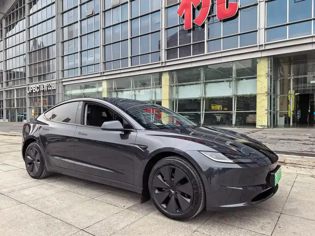 Tesla Model 3 2024 из CN, фото 8