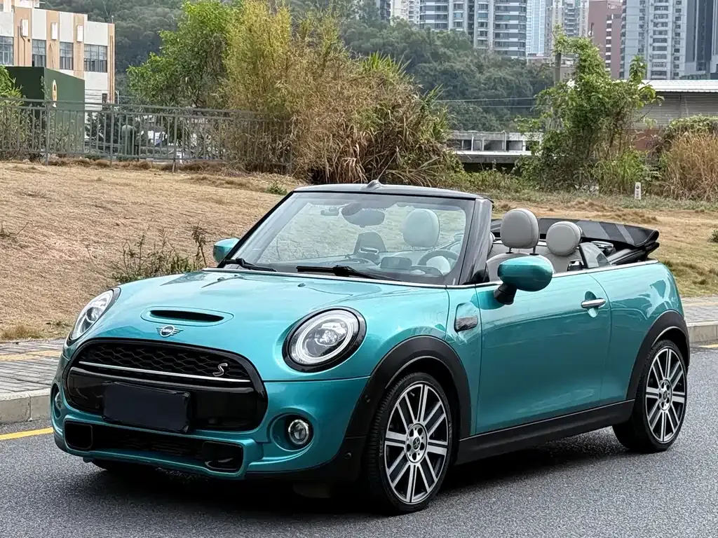 MINI Cooper (3-door) 2021 из CN, фото 2