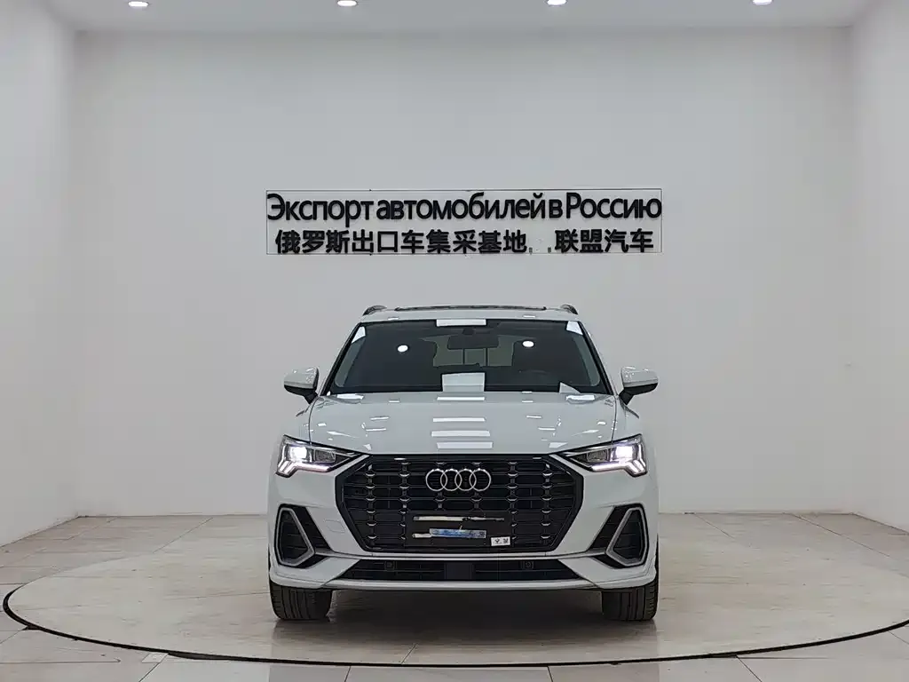 Audi Q3 — фото 5