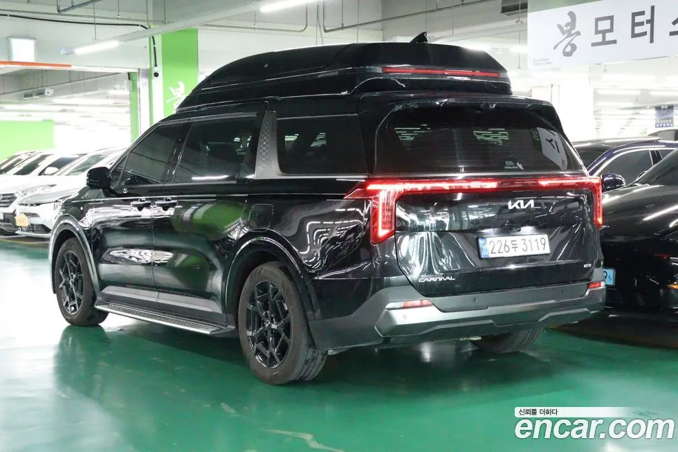 Kia Carnival — фото 10