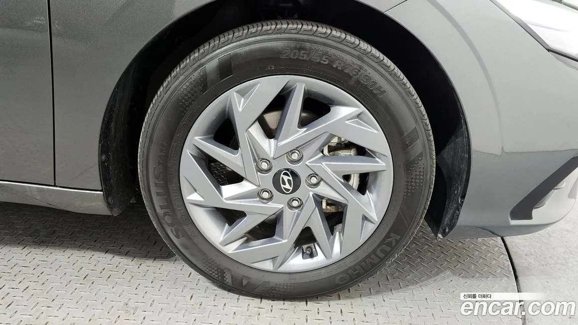 Hyundai AVANTE — фото 6