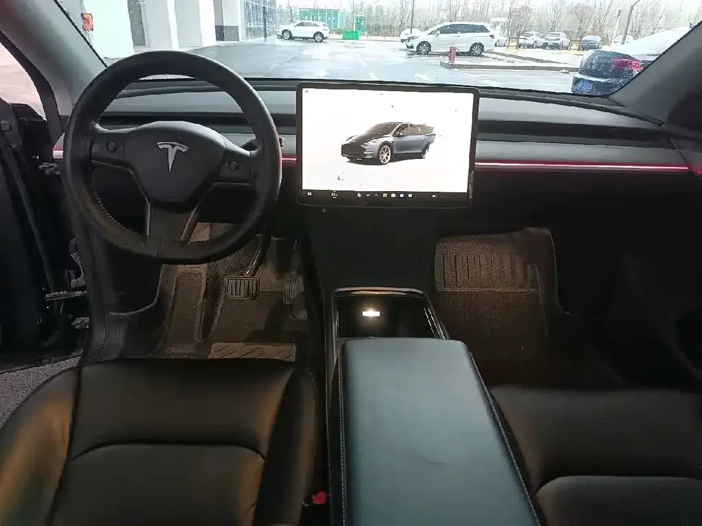Tesla Model Y 2024 из CN, фото 2