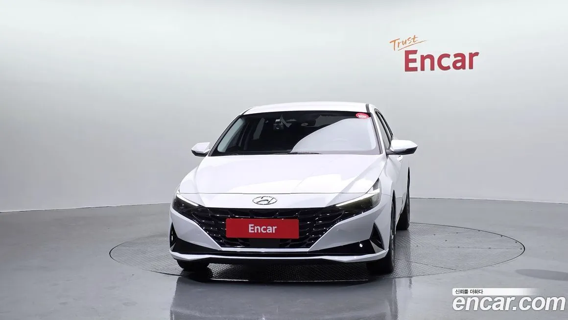 Hyundai AVANTE 2023 из KR, фото 2