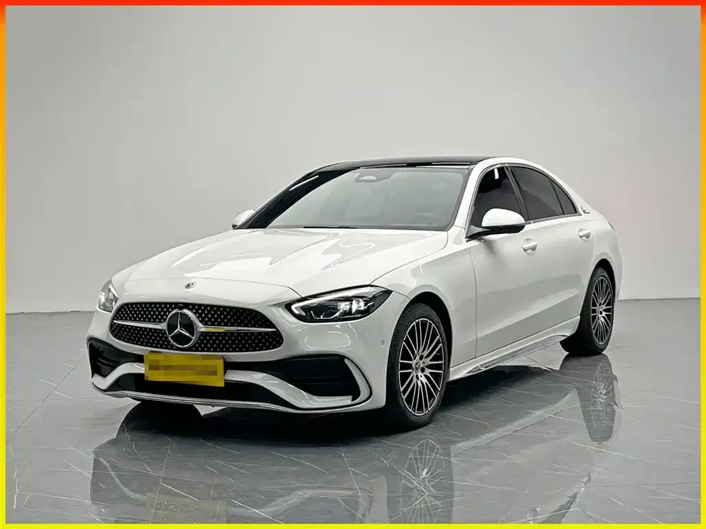 Mercedes-Benz C-Class — фото 1
