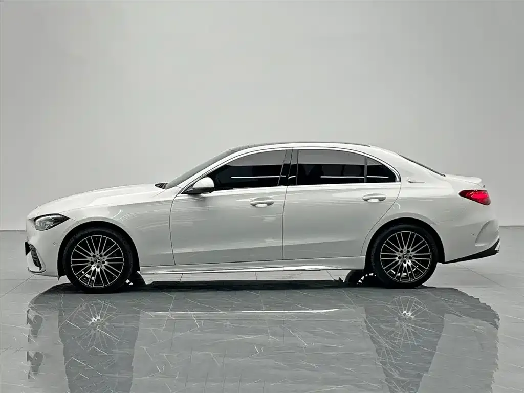 Mercedes-Benz C-Class — фото 10