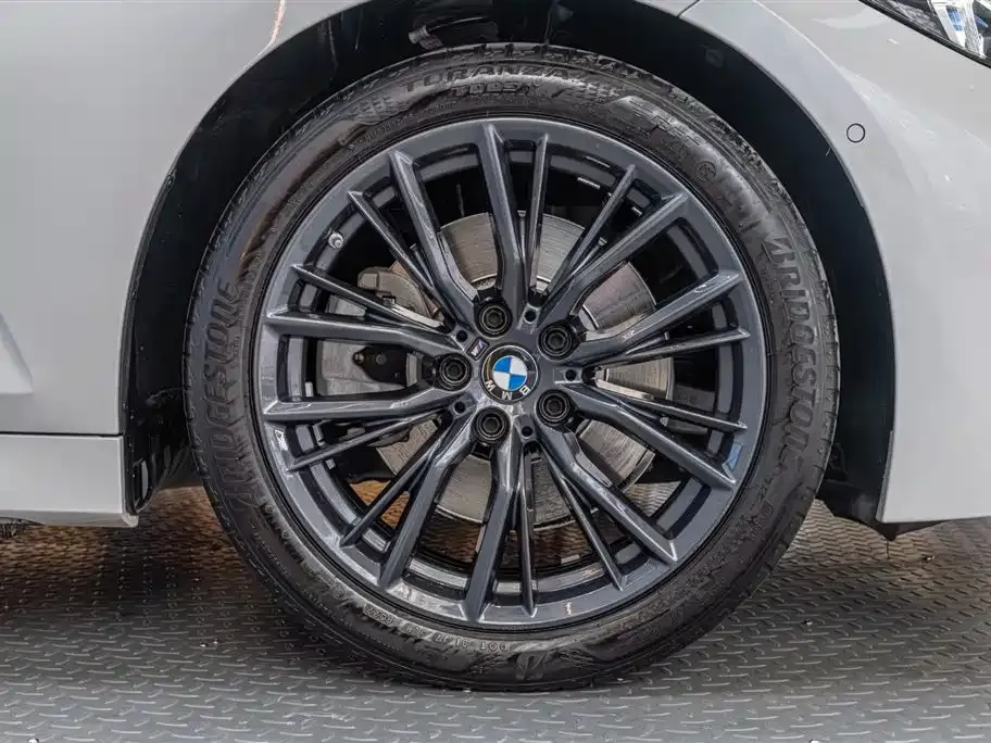 BMW 3 Series 2023 из CN, фото 6