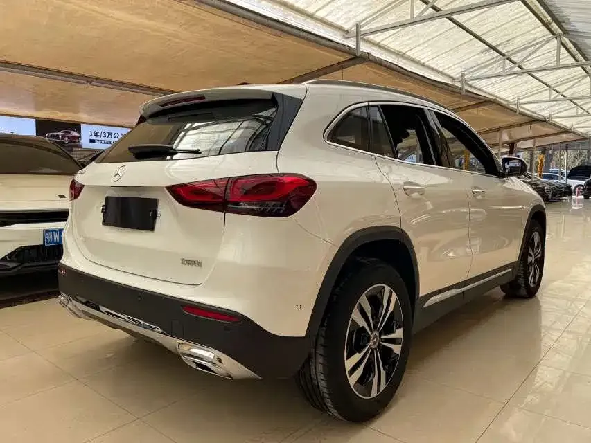 Mercedes-Benz GLA — фото 9