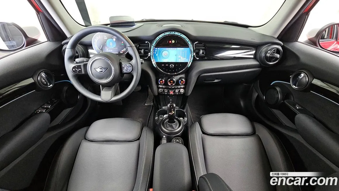 Mini Cooper 2023 из KR, фото 2