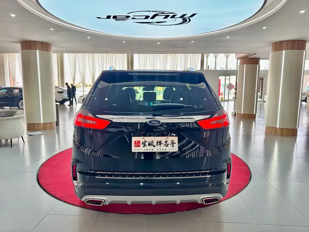 Ford Edge 2022 из CN, фото 2