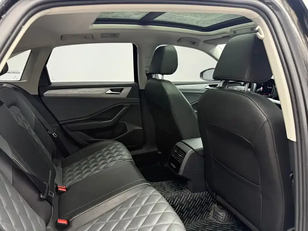 Volkswagen Sagitar 2022 из CN, фото 5