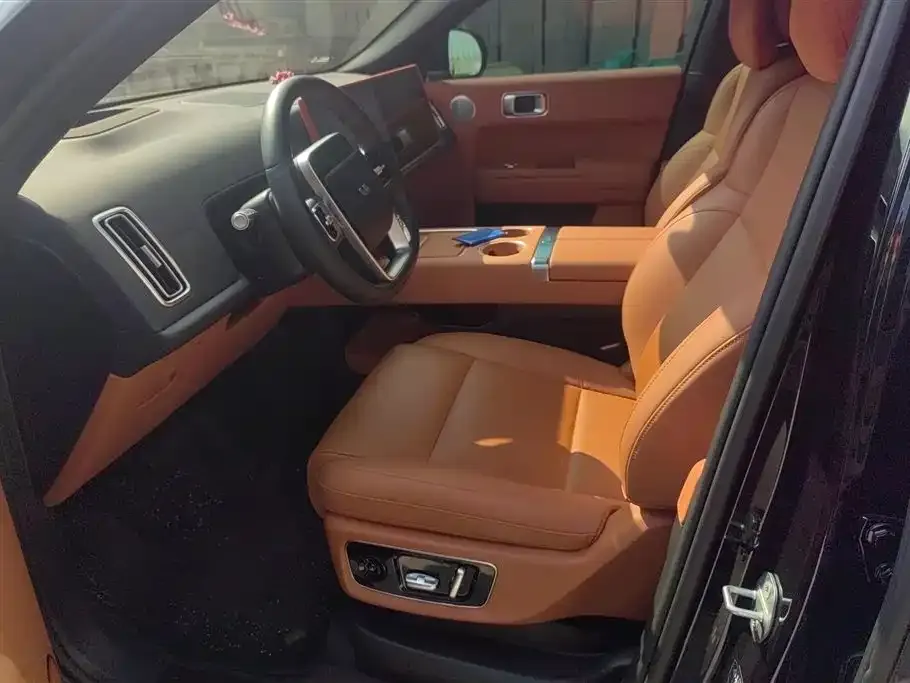 Li Auto L8 2025 из CN, фото 4